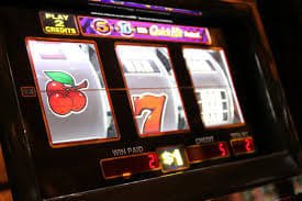 Người dùng Việt Nam truy cập sảnh game b sports trên điện thoại