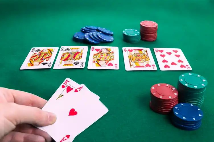 Người dùng Việt Nam chơi Bingo trực tuyến trên điện thoại b sports